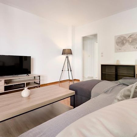 Metamorfoseos Spacious 120Sqm Apt In Alimos Афины Экстерьер фото